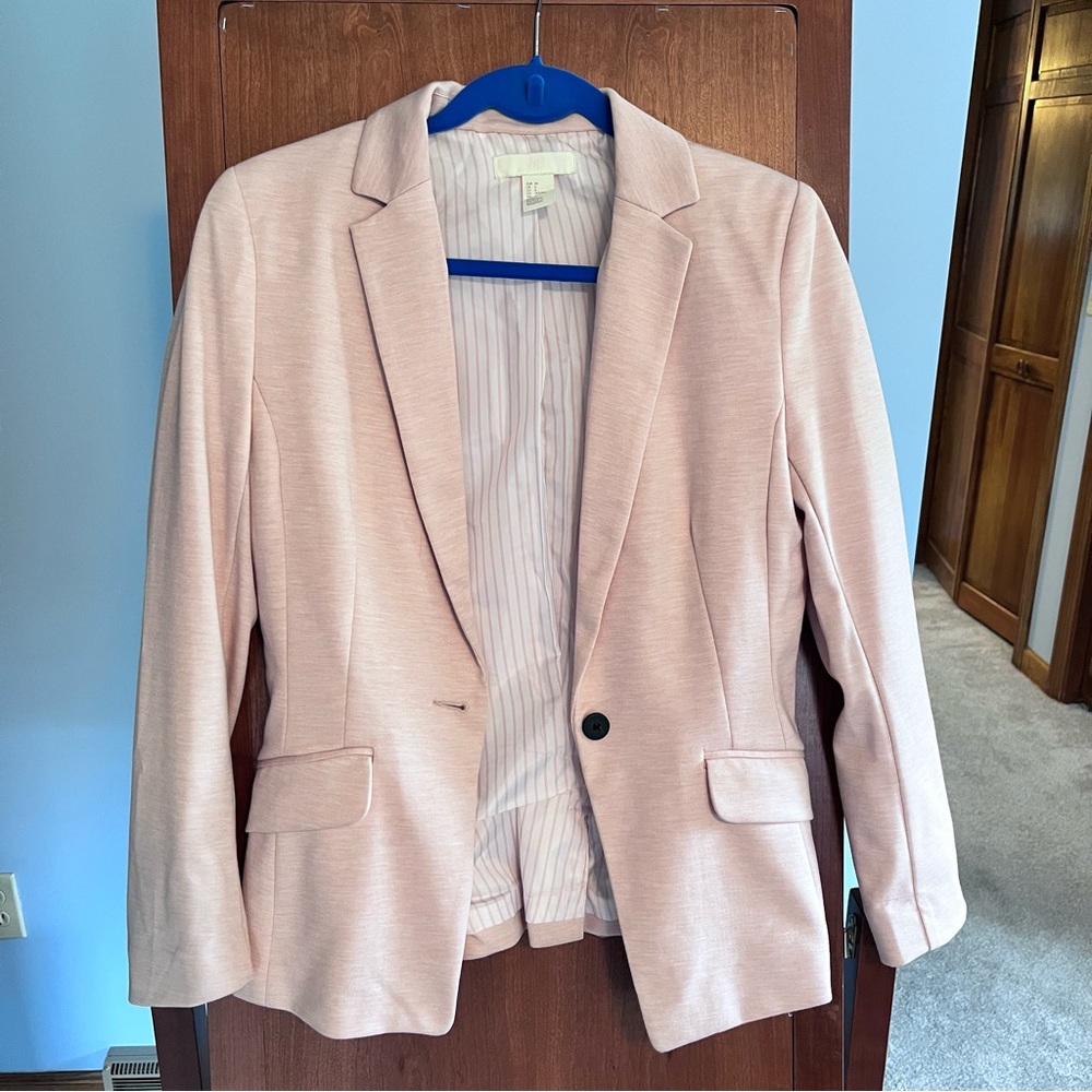 H&M blush colored women's blazer with striped liner